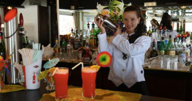 Le bar du bateau MS Michelangelo